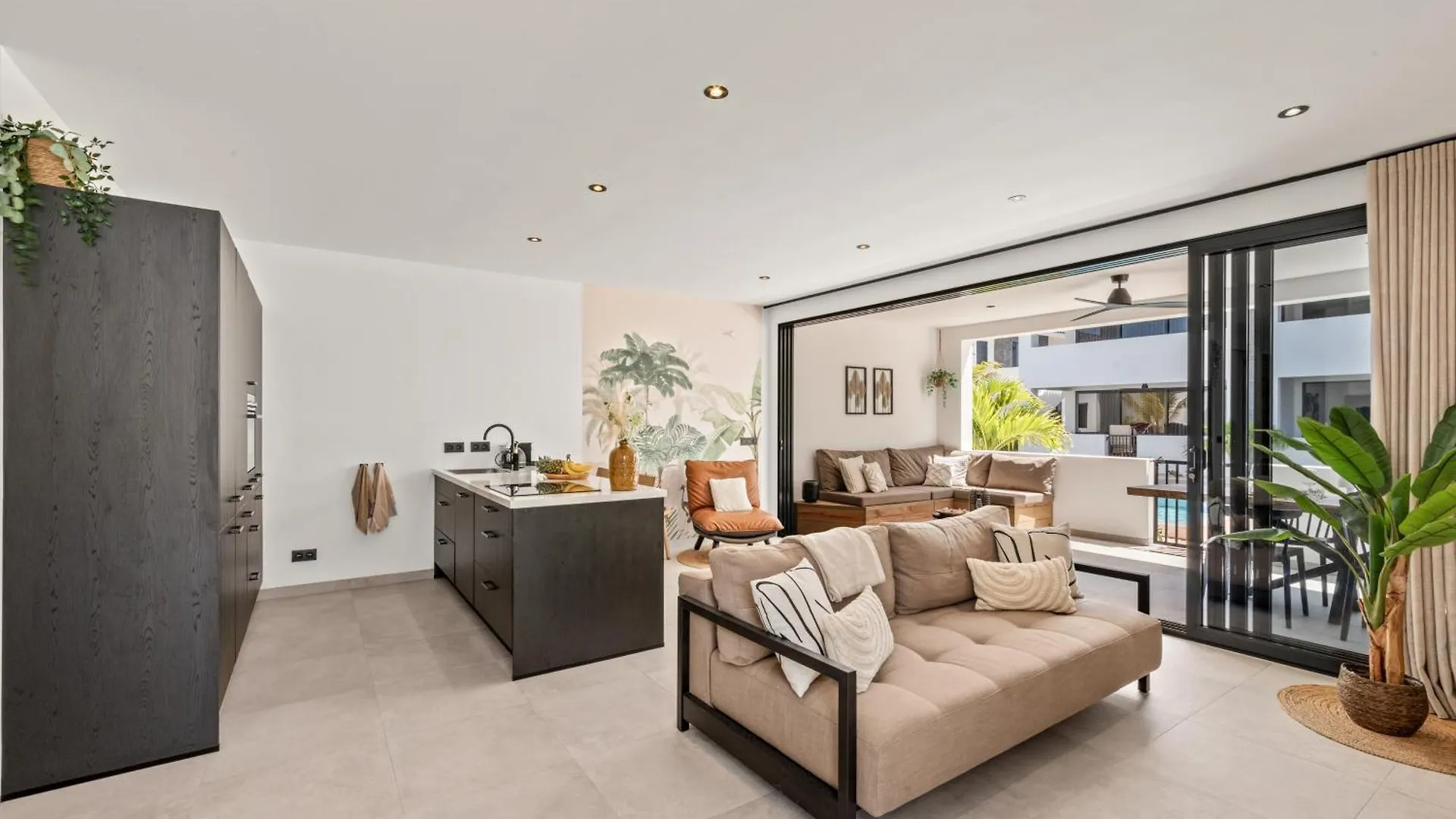 Zon&Zo Luxurious Apartment In Jan Thiel