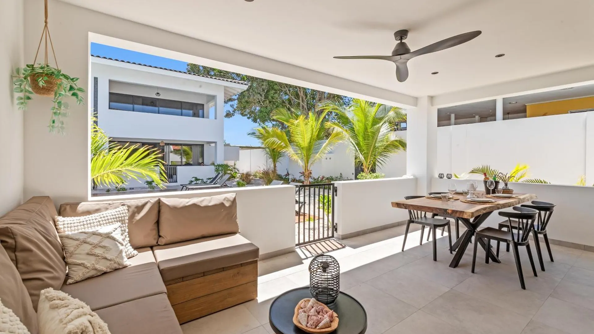 Zon&Zo Luxurious Apartment In Jan Thiel Κουρασάο