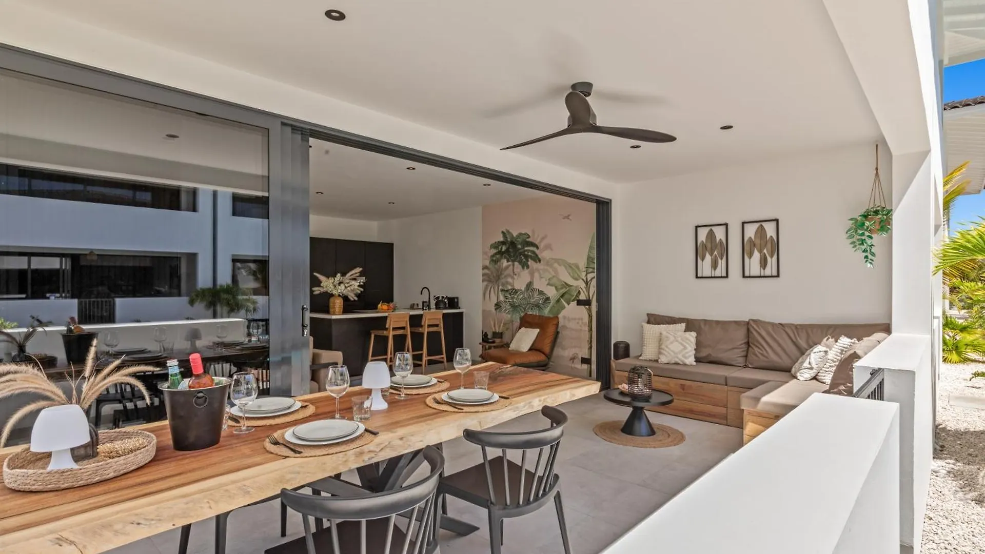 Zon&Zo Luxurious Apartment In Jan Thiel 0*,